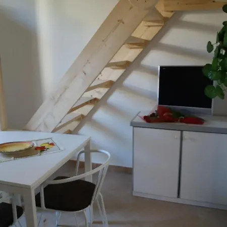 Riflesso Sul Mare مارينا دي مانكافيسا