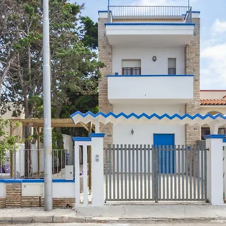 Riflesso Sul Mare アパートホテル マリーナ・ディ・マンカヴェルサ