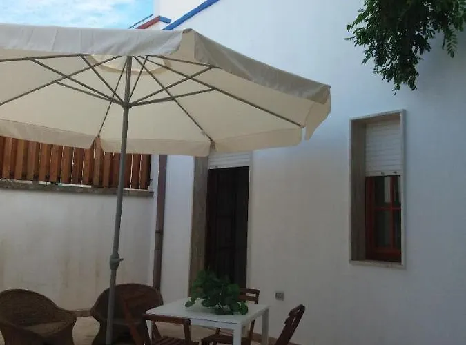 アパートホテル Riflesso Sul Mare 3*